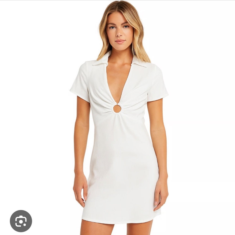 Abercrombie & Fitch // White keyhole O-ring dress NWOT